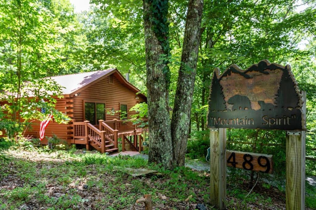 Mountain Spirit Cabin - Fireplace And Hot Tub Blue Ridge Exterior foto