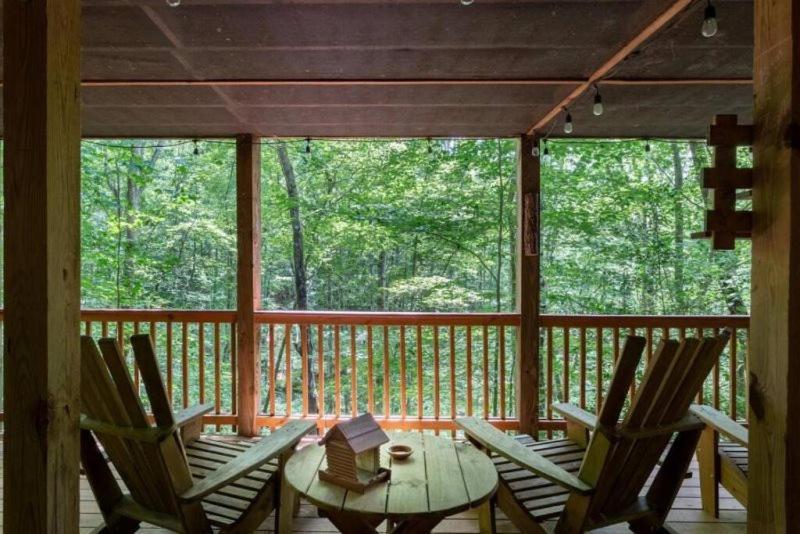 Mountain Spirit Cabin - Fireplace And Hot Tub Blue Ridge Exterior foto