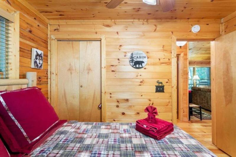 Mountain Spirit Cabin - Fireplace And Hot Tub Blue Ridge Exterior foto